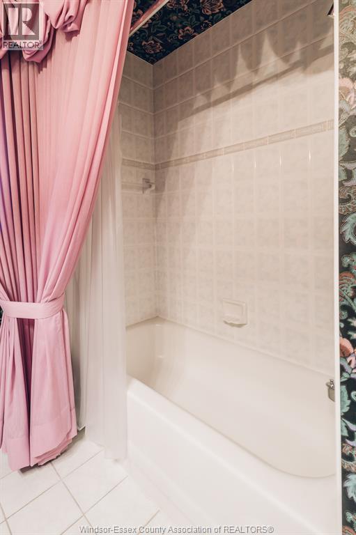 642 Lake Trail Drive, Windsor, Ontario N9G 2M3 - Photo 16 - 25031739