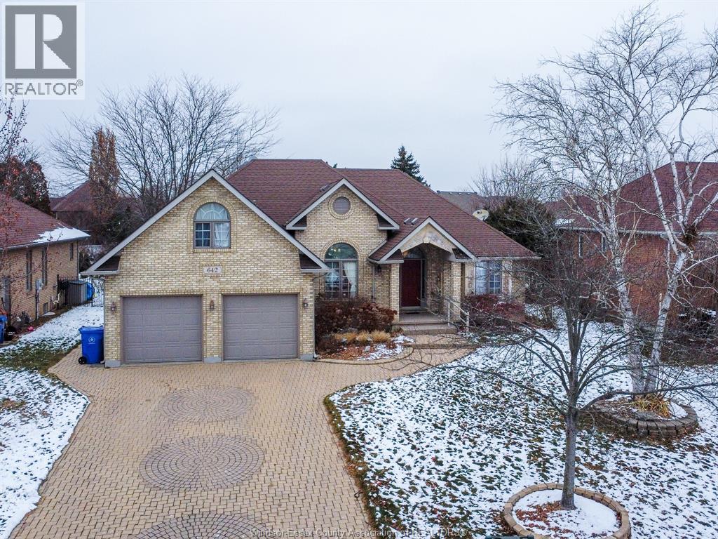 642 Lake Trail Drive, Windsor, Ontario N9G 2M3 - Photo 2 - 25031739