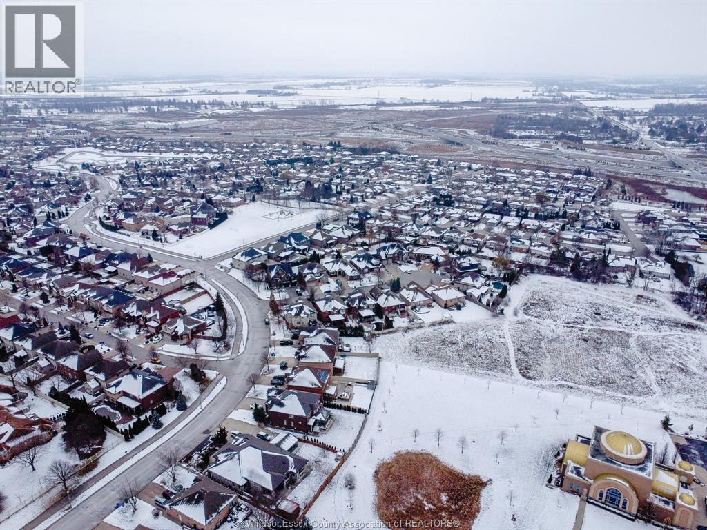 642 Lake Trail Drive, Windsor, Ontario N9G 2M3 - Photo 38 - 25031739