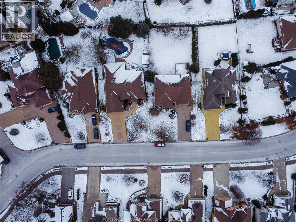 642 Lake Trail Drive, Windsor, Ontario N9G 2M3 - Photo 39 - 25031739