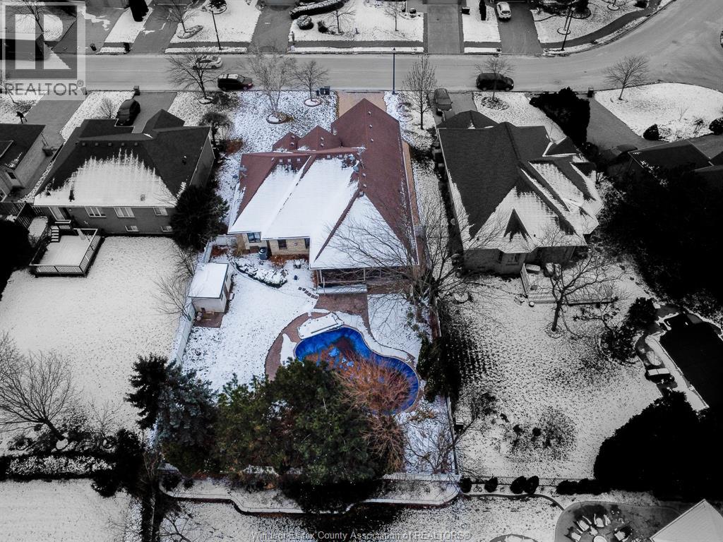 642 Lake Trail Drive, Windsor, Ontario N9G 2M3 - Photo 40 - 25031739