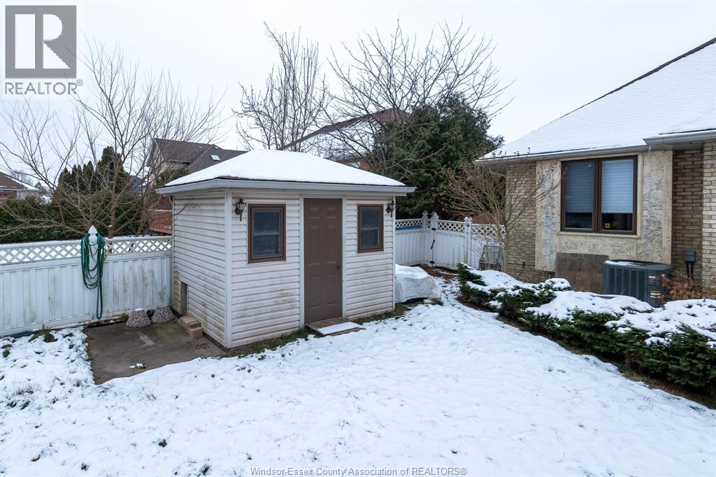 642 Lake Trail Drive, Windsor, Ontario N9G 2M3 - Photo 44 - 25031739