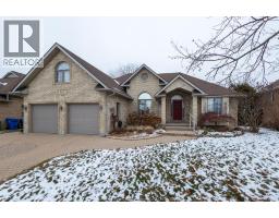 642 LAKE TRAIL DRIVE, Windsor, Ontario