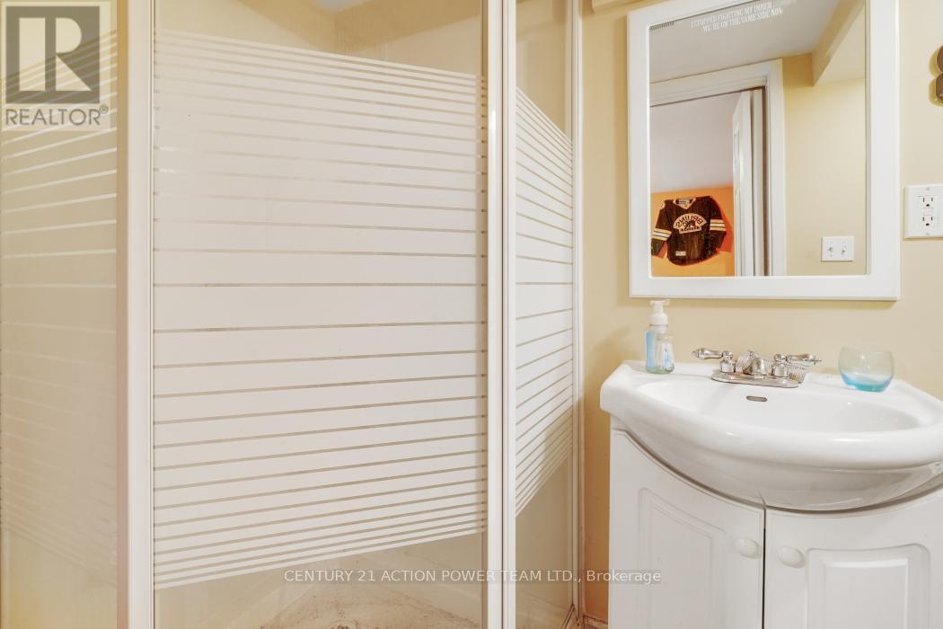 642 Borthwick Avenue, Ottawa, Ontario  K1K 2L9 - Photo 22 - X12616894