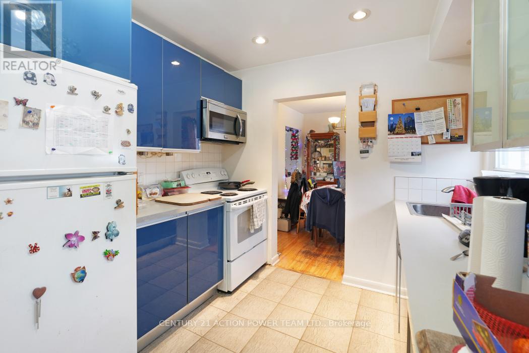 642 Borthwick Avenue, Ottawa, Ontario  K1K 2L9 - Photo 12 - X12616894