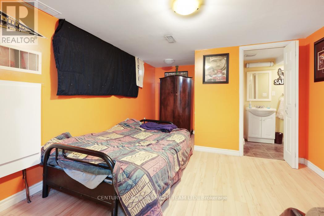 642 Borthwick Avenue, Ottawa, Ontario  K1K 2L9 - Photo 19 - X12616894