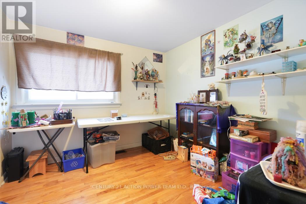 642 Borthwick Avenue, Ottawa, Ontario  K1K 2L9 - Photo 13 - X12616894