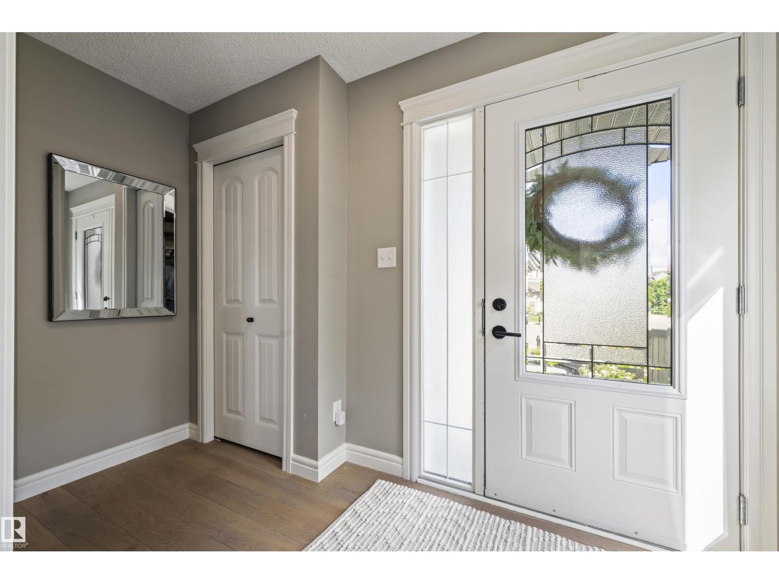 17437 5a Av Sw, Edmonton, Alberta  T6W 2E3 - Photo 3 - E4466389