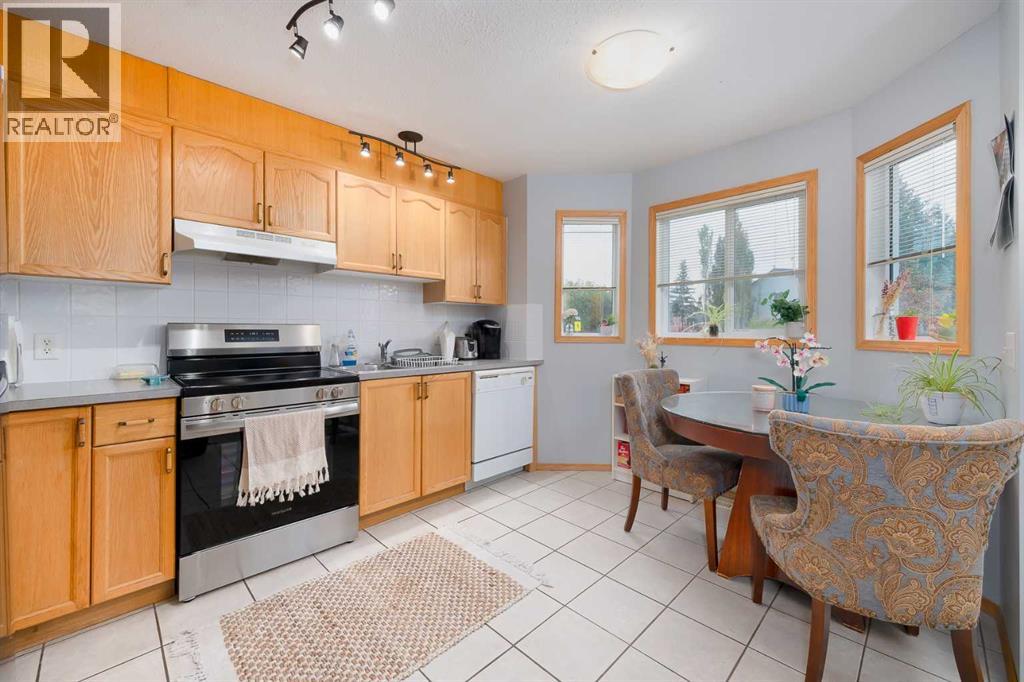 13, 204 Strathaven Drive, Strathmore, Alberta  T1P 1P6 - Photo 3 - A2269981