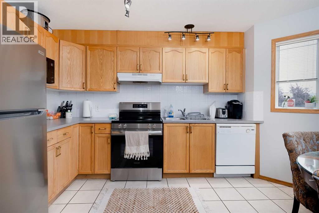 13, 204 Strathaven Drive, Strathmore, Alberta  T1P 1P6 - Photo 6 - A2269981