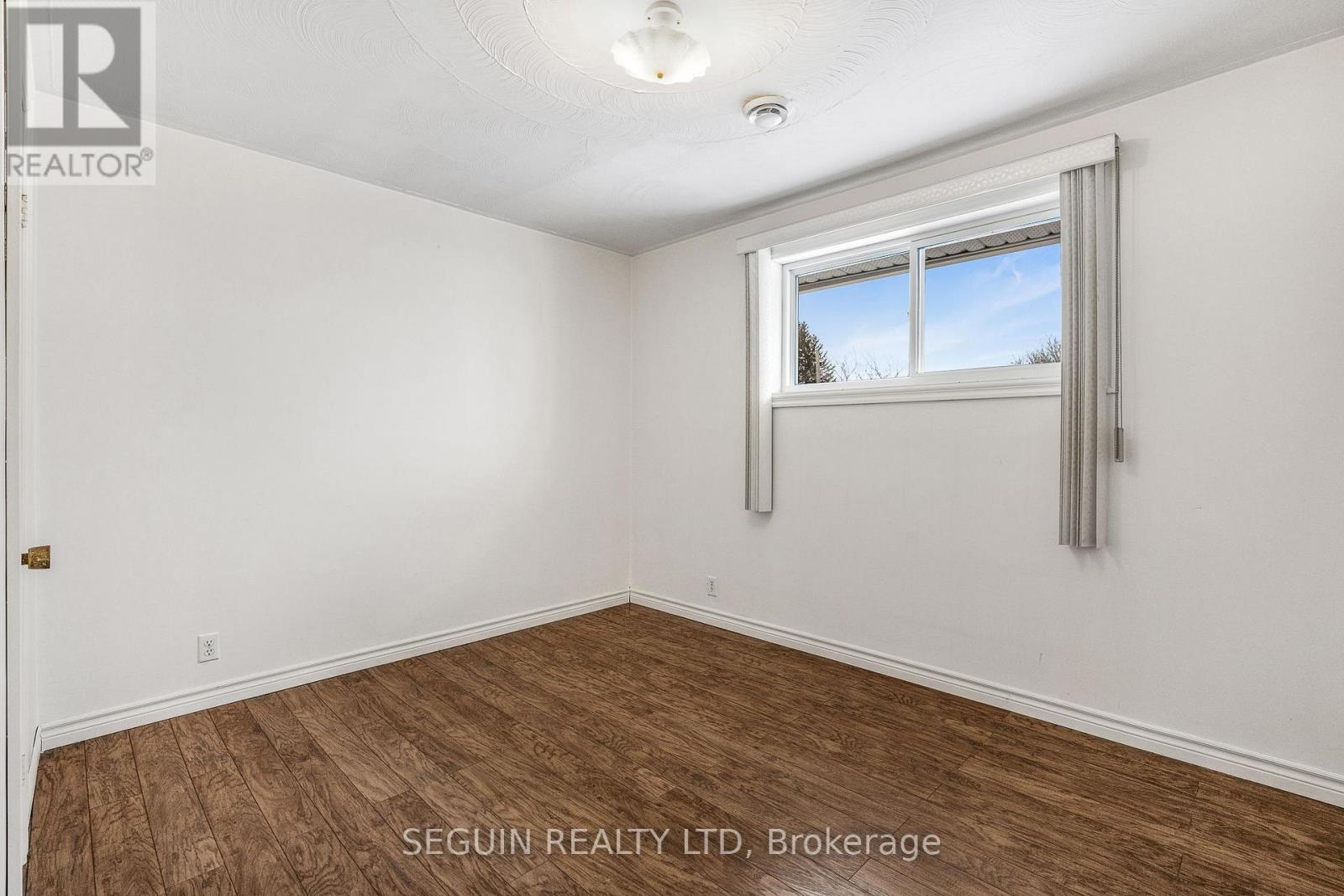 586-588 Bolt Road, Alfred And Plantagenet, Ontario  K0B 1A0 - Photo 17 - X12637034