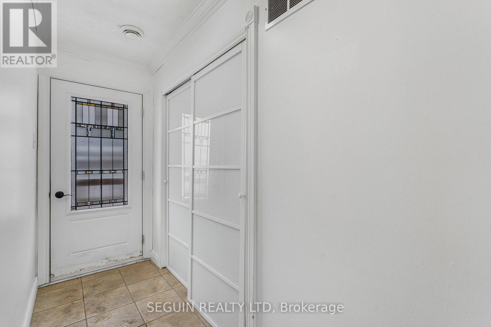 586-588 Bolt Road, Alfred And Plantagenet, Ontario  K0B 1A0 - Photo 7 - X12637034