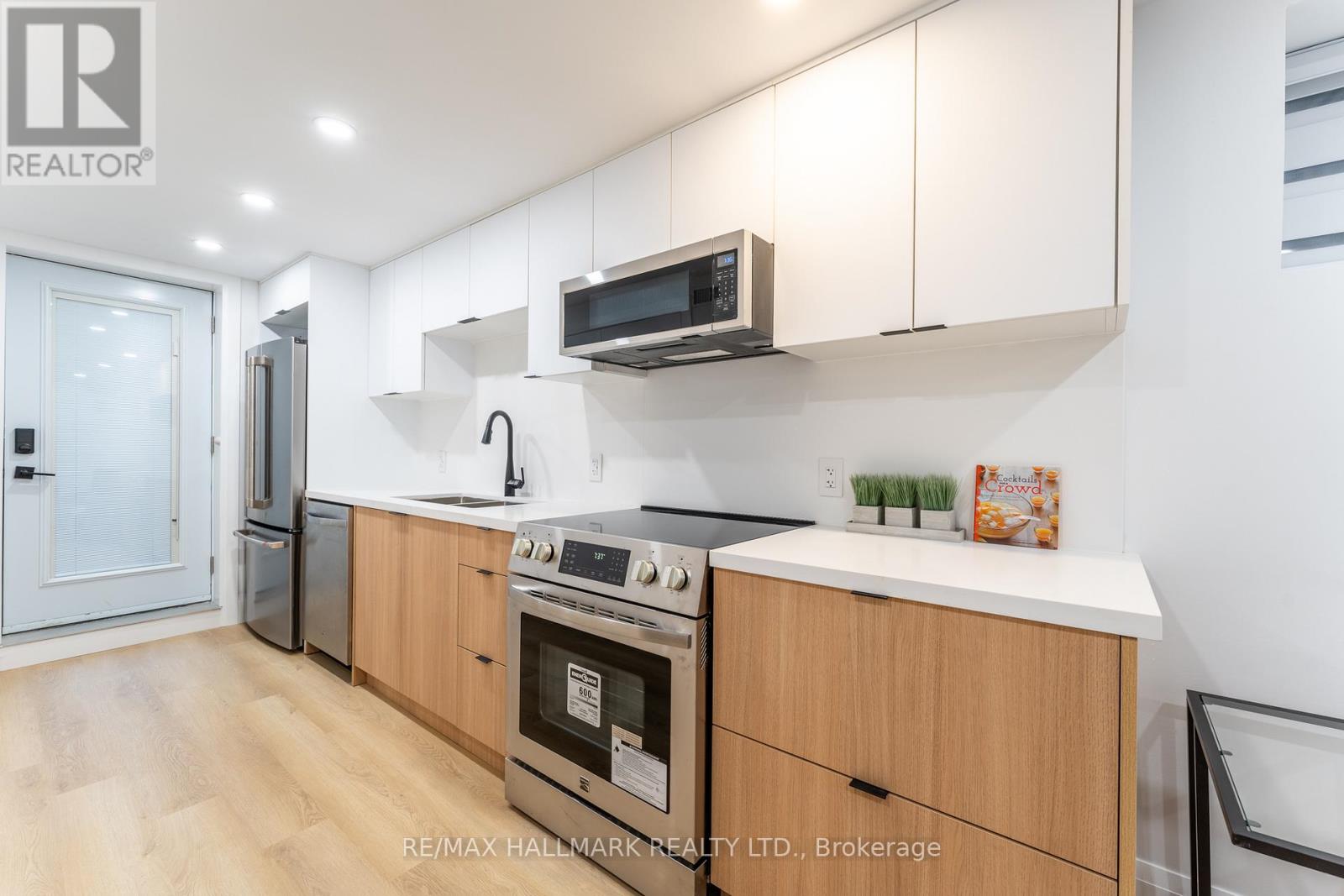 Bsmnt - 700 Adelaide Street W, Toronto, Ontario  M6J 1B1 - Photo 5 - C12636966