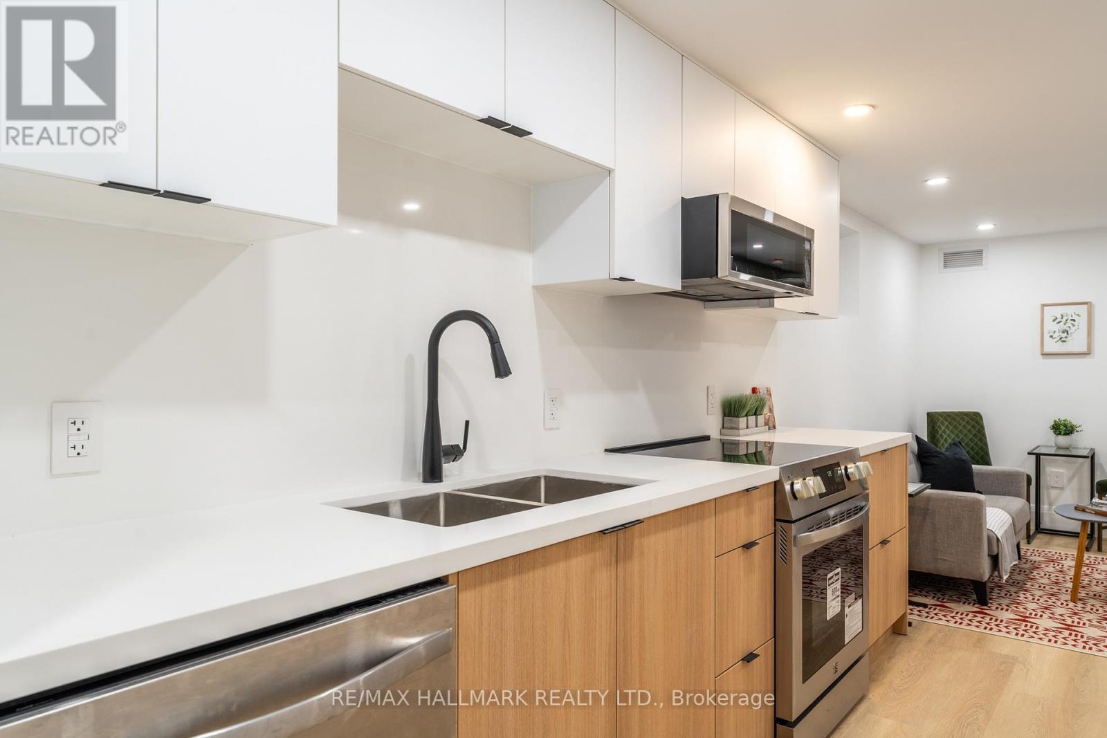 Bsmnt - 700 Adelaide Street W, Toronto, Ontario  M6J 1B1 - Photo 7 - C12636966