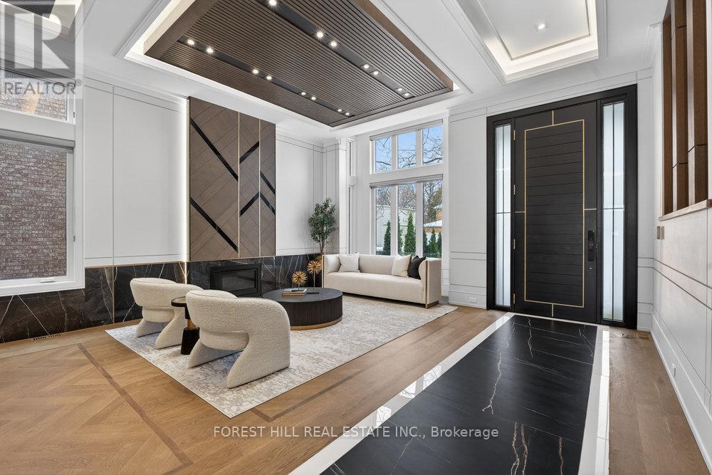 297 Hillcrest Avenue, Toronto, Ontario  M2N 3P5 - Photo 3 - C12636994