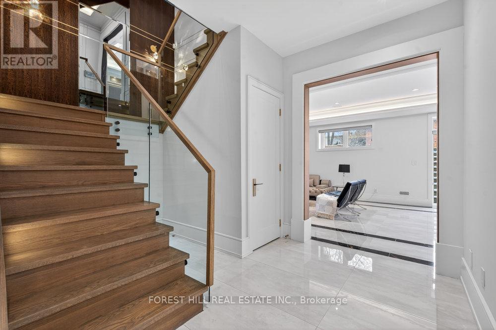 297 Hillcrest Avenue, Toronto, Ontario  M2N 3P5 - Photo 32 - C12636994