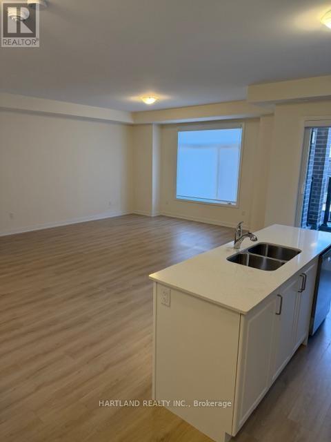 908 - 1695 Dersan Street, Pickering, Ontario  L1X 0S9 - Photo 5 - E12637048