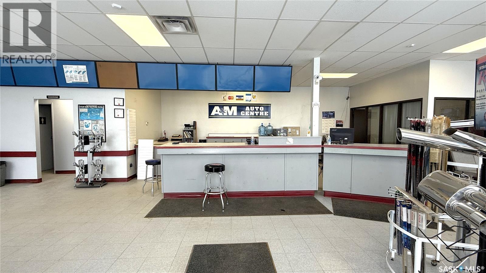 370 Railway Avenue E, North Battleford, Saskatchewan  S9A 2R7 - Photo 4 - SK025702