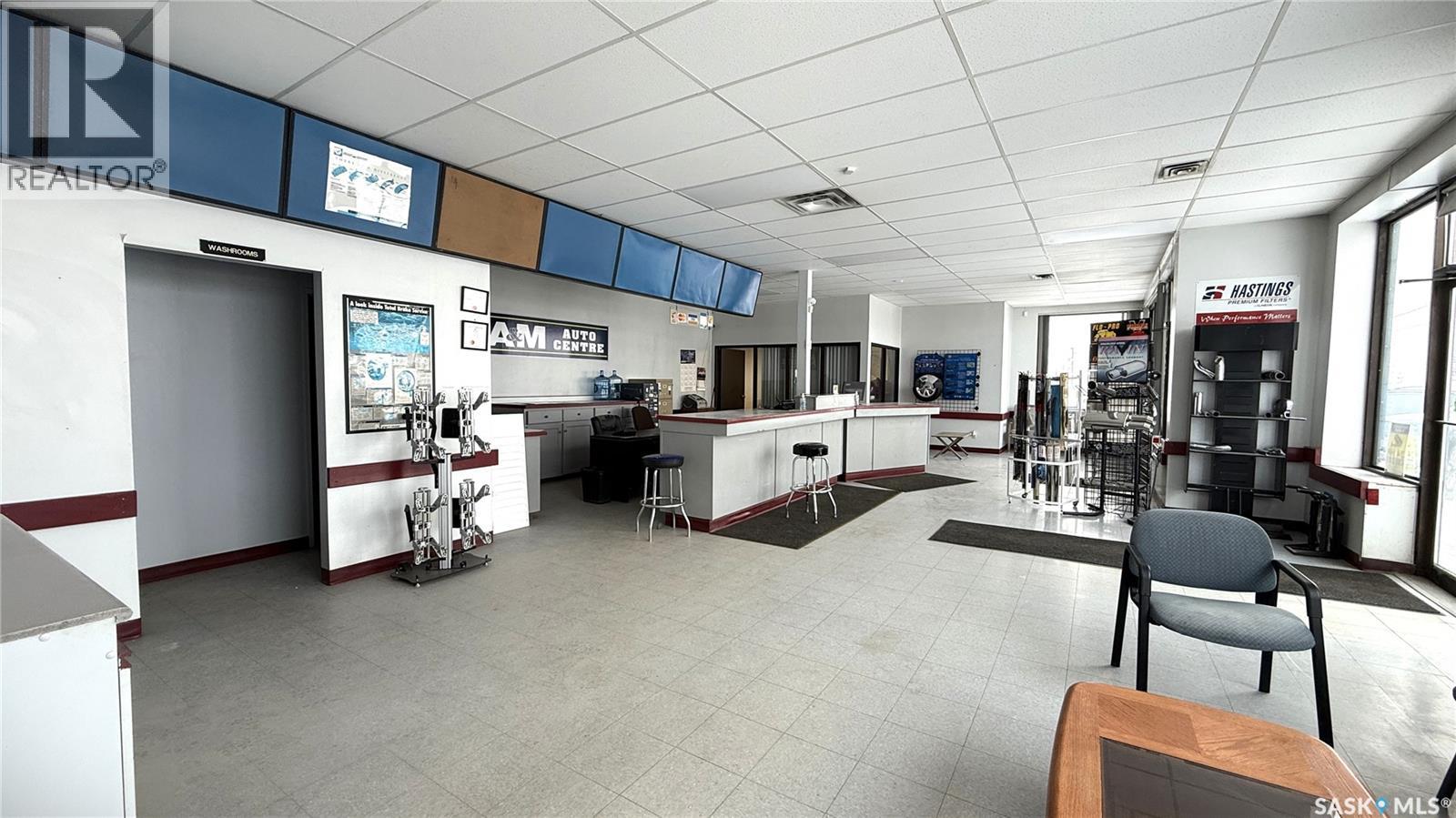 370 Railway Avenue E, North Battleford, Saskatchewan  S9A 2R7 - Photo 5 - SK025702