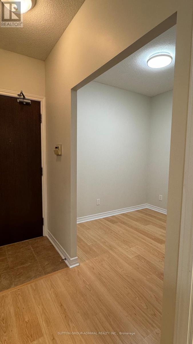 1003 - 15 North Park Road, Vaughan, Ontario  L4J 0A1 - Photo 2 - N12637002