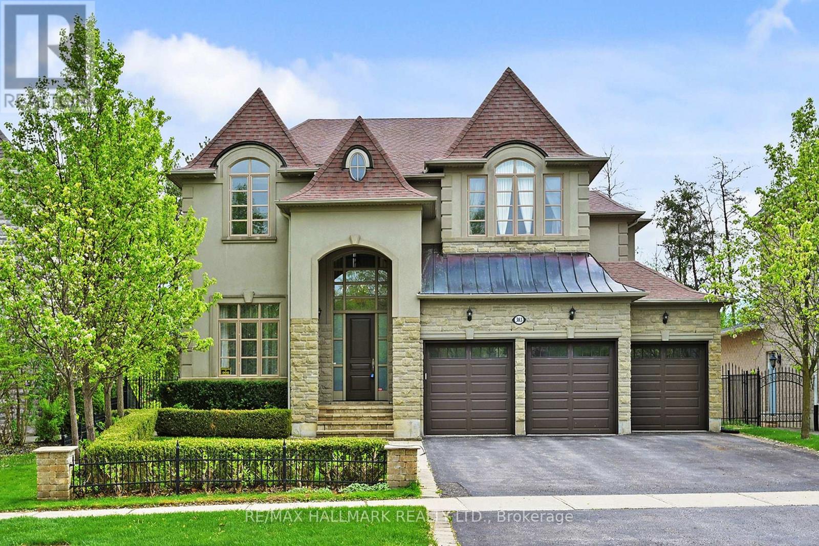 383 PARADELLE DRIVE, Richmond Hill, Ontario