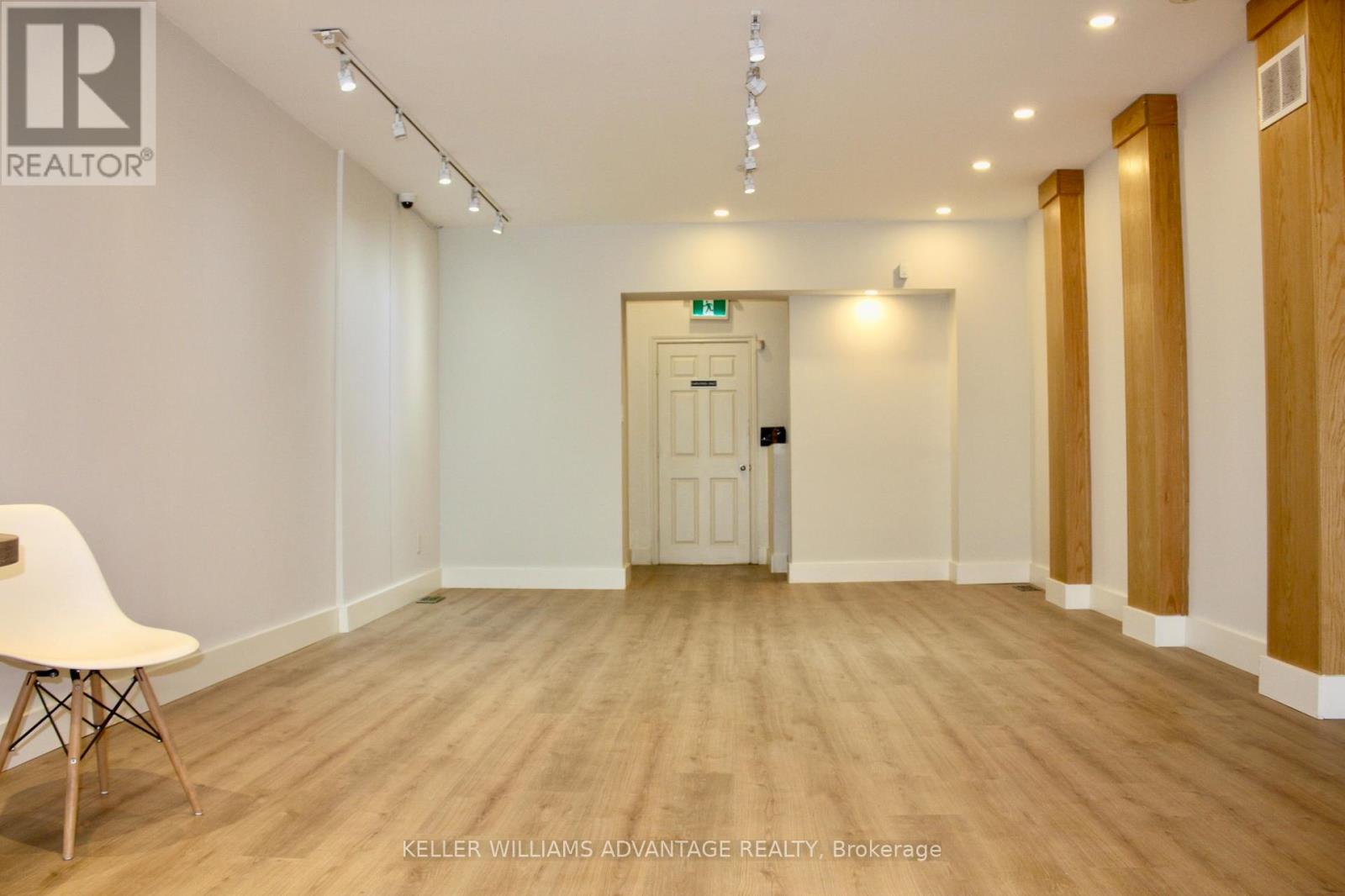 672 Yonge Street, Toronto, Ontario  M4Y 2A6 - Photo 4 - C12631586