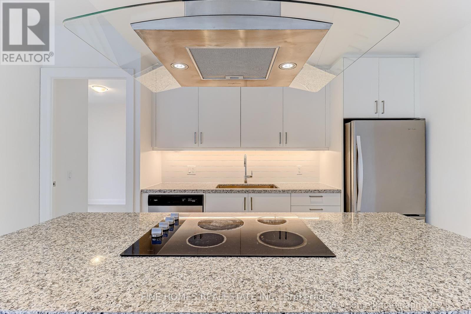 1307 - 20 Gatineau Drive, Vaughan, Ontario  L4J 0L3 - Photo 6 - N12585910