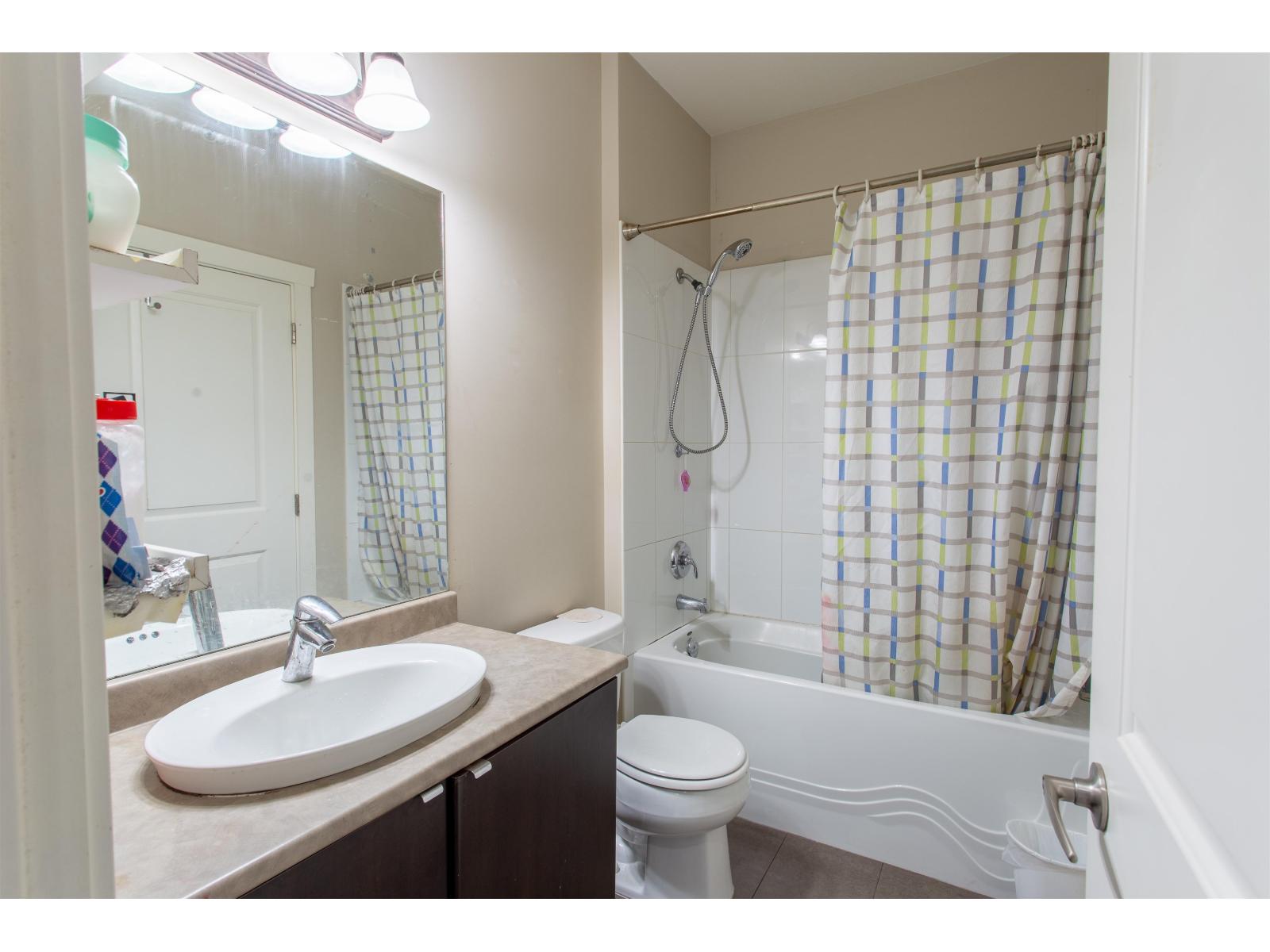 409 9655 King George Boulevard, Surrey, British Columbia  V3T 0C7 - Photo 10 - R3074141