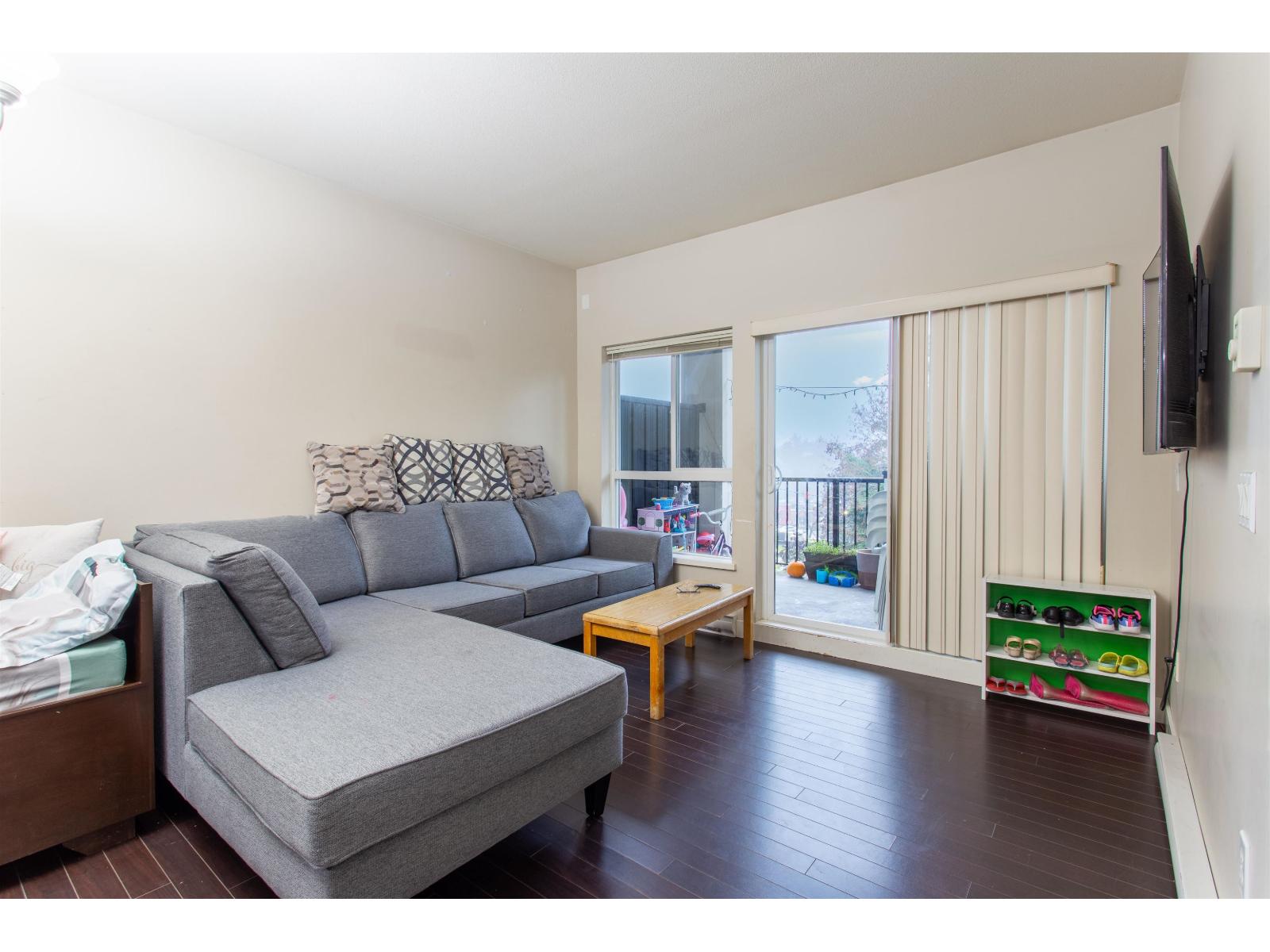 409 9655 King George Boulevard, Surrey, British Columbia  V3T 0C7 - Photo 6 - R3074141