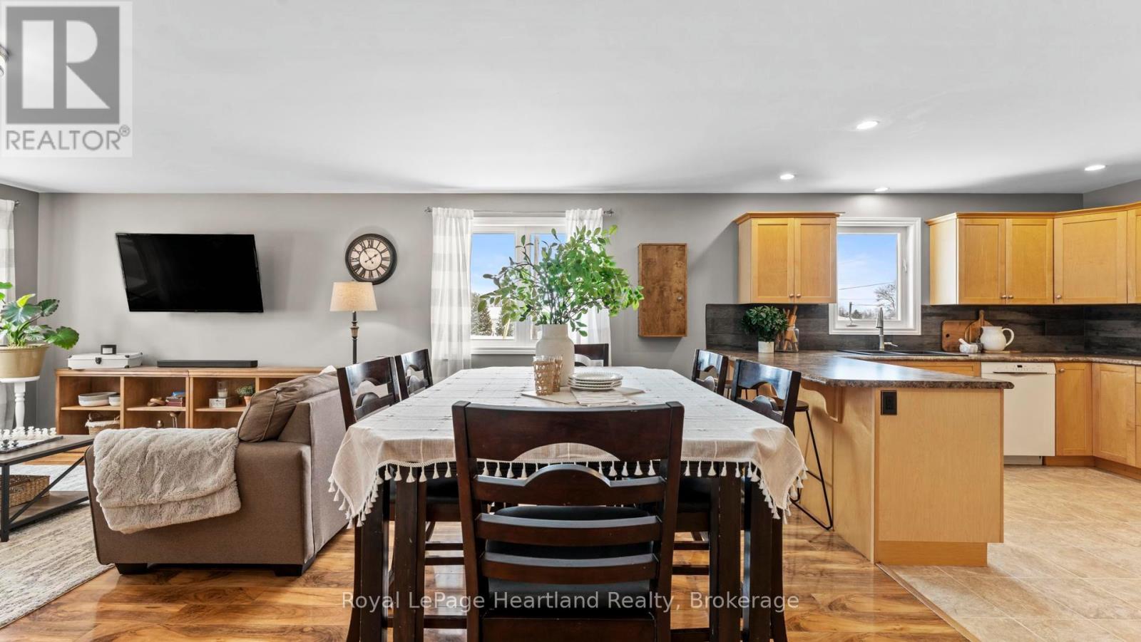 180 Toronto Boulevard, Huron East, Ontario  N0M 1L0 - Photo 16 - X12637030