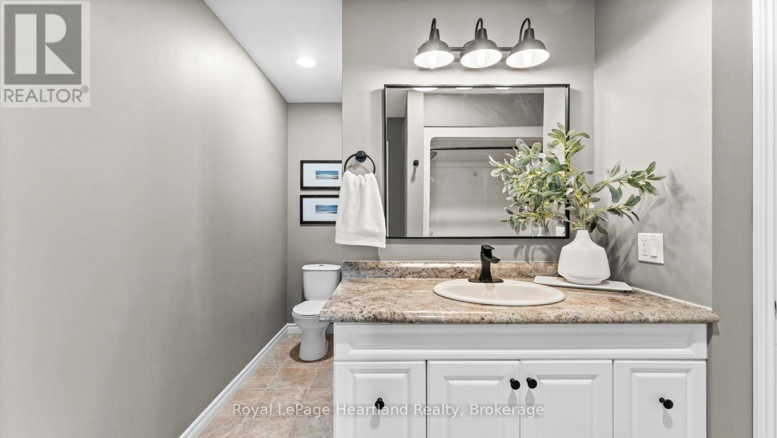 180 Toronto Boulevard, Huron East, Ontario  N0M 1L0 - Photo 23 - X12637030