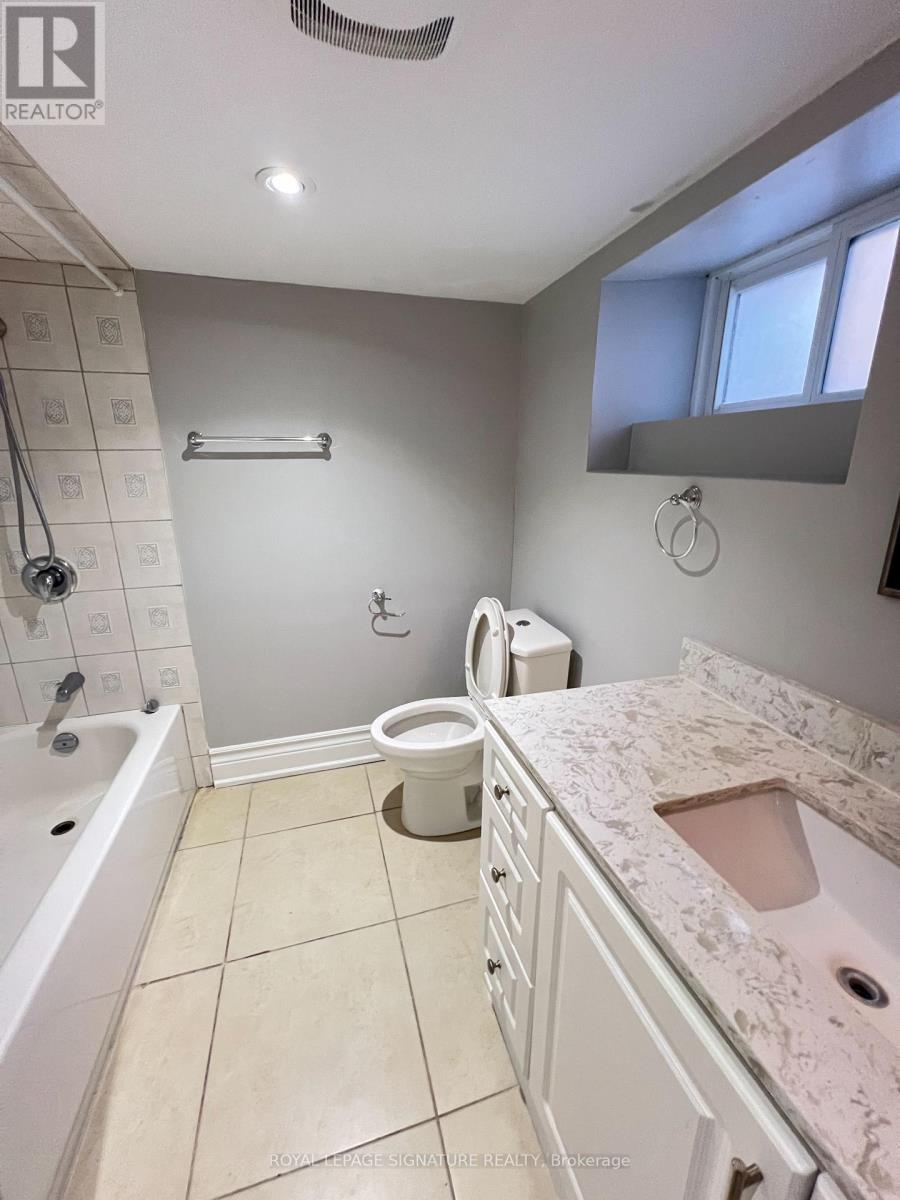 111 Sunnyside Avenue, Toronto, Ontario  M6R 2P1 - Photo 5 - W12636970