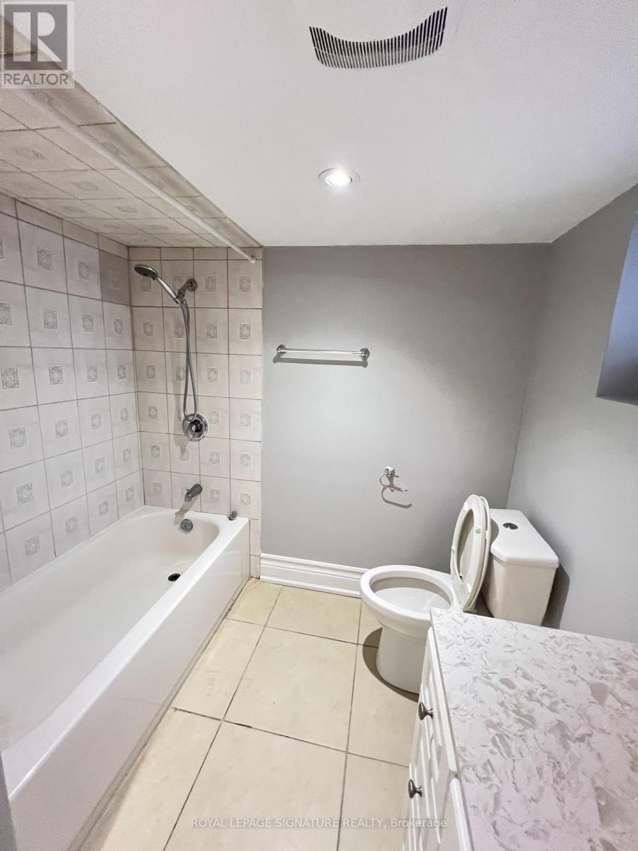 111 Sunnyside Avenue, Toronto, Ontario  M6R 2P1 - Photo 6 - W12636970