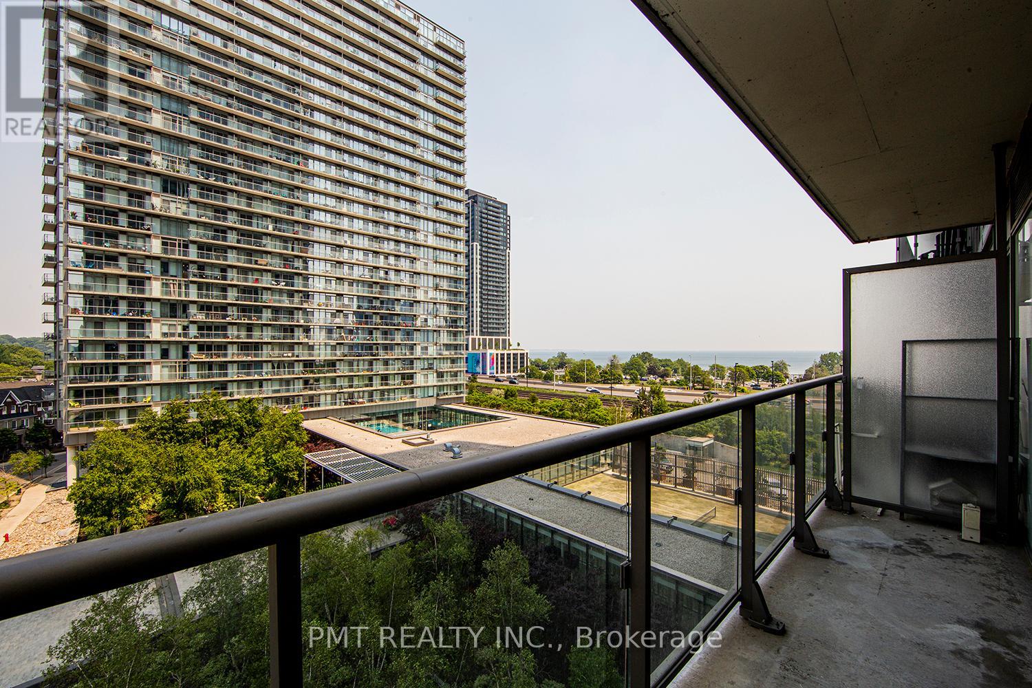 612 - 105 The Queensway, Toronto, Ontario  M6S 5B5 - Photo 17 - W12637008