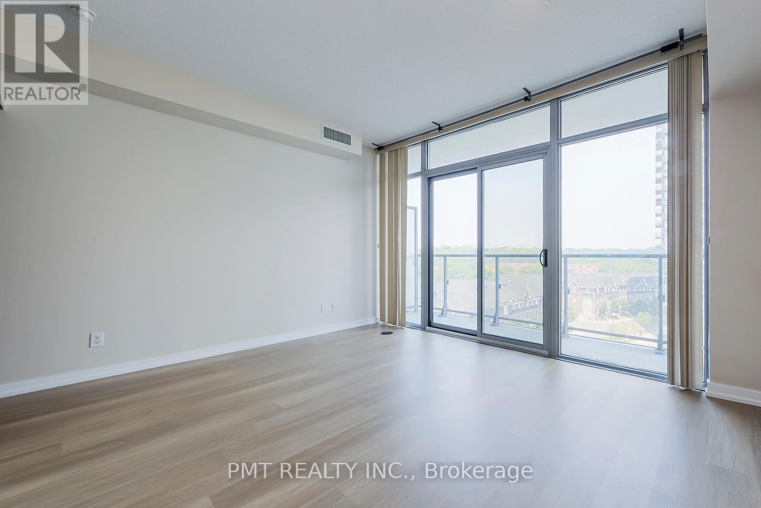 612 - 105 The Queensway, Toronto, Ontario  M6S 5B5 - Photo 7 - W12637008