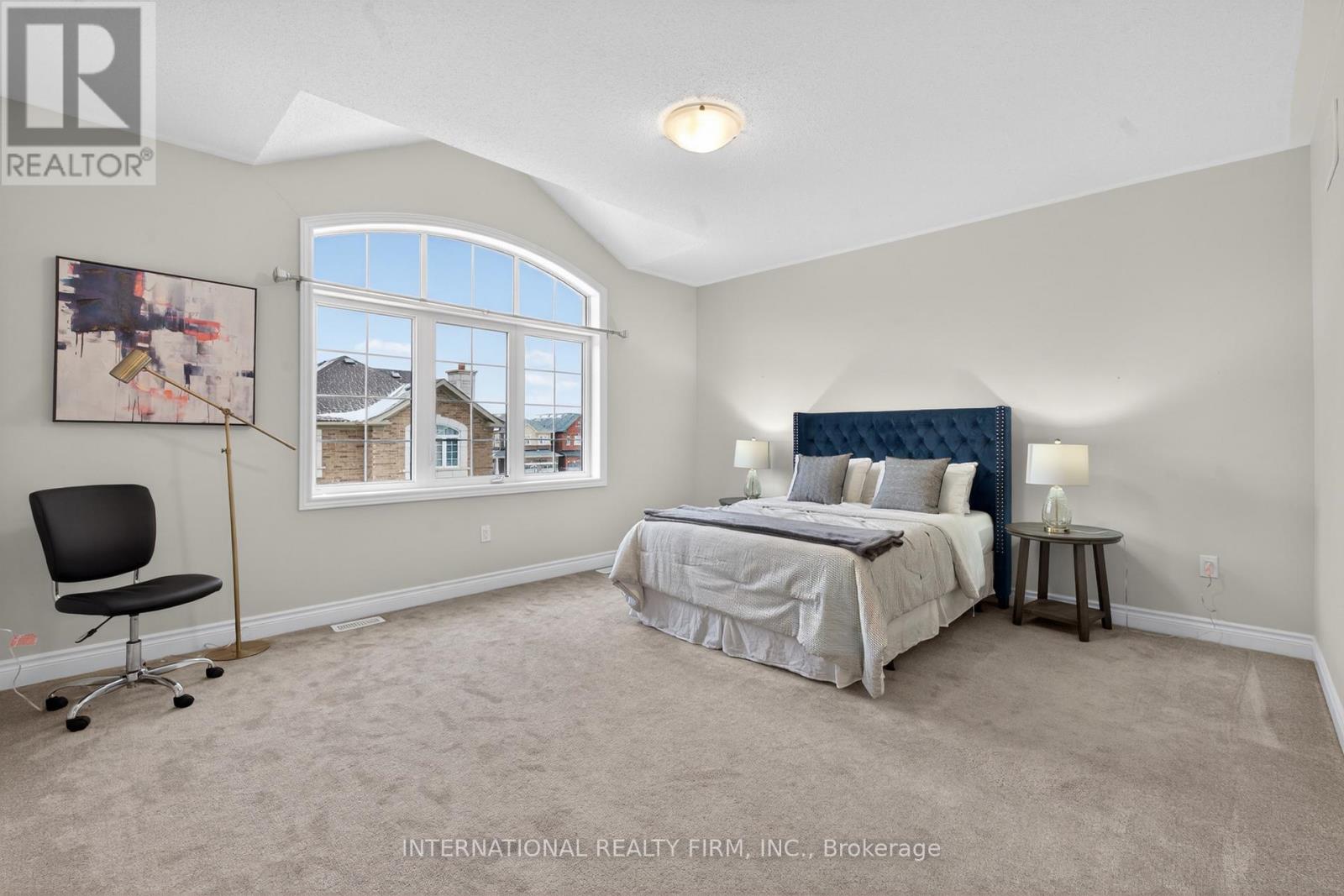 254 Niagara Trail, Halton Hills, Ontario  L7G 0M4 - Photo 9 - W12637026