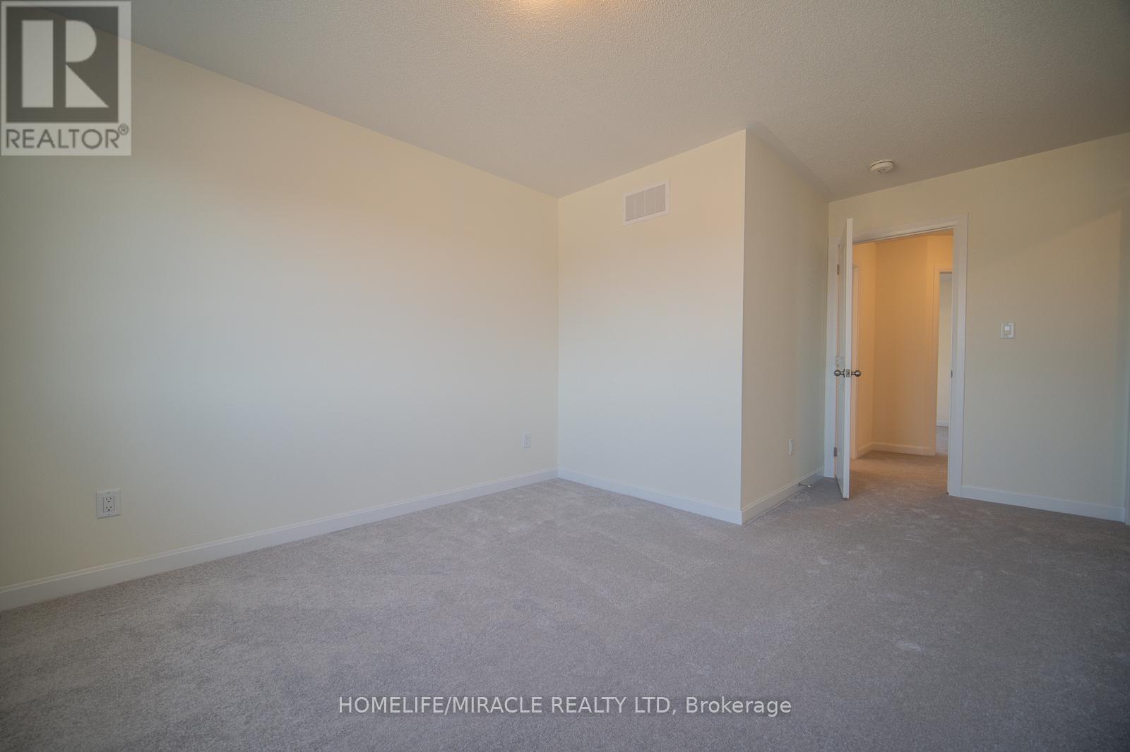 60 Oakmont Drive, Loyalist, Ontario  K0H 1G0 - Photo 21 - X12637006