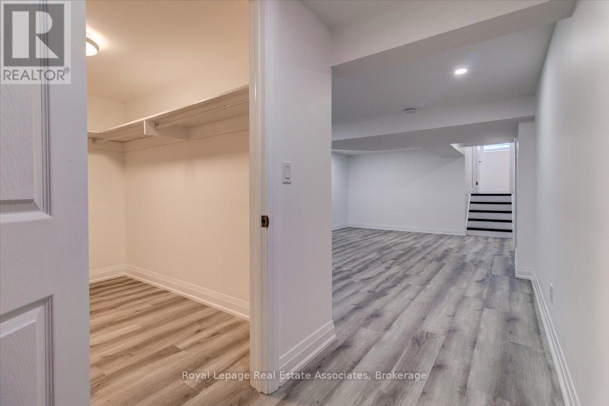 1562 Upper Ottawa Street, Hamilton, Ontario  L8W 2E9 - Photo 10 - X12637058