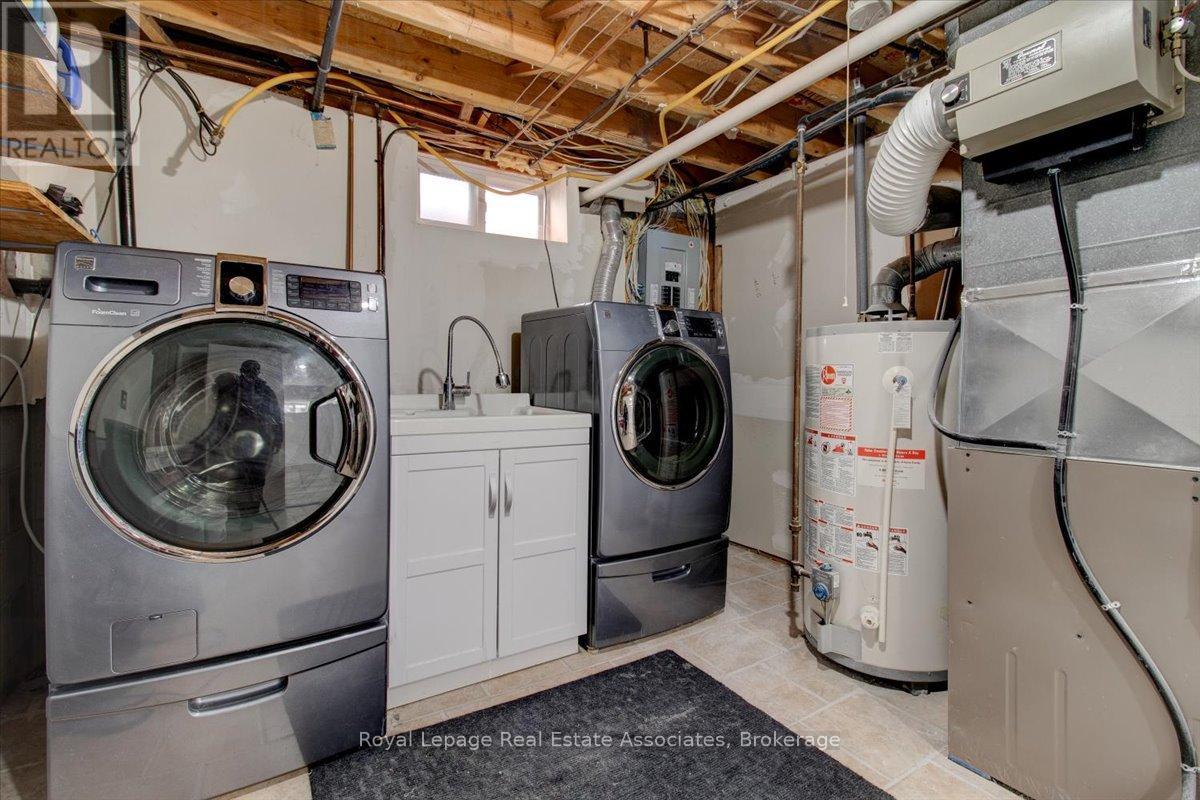 1562 Upper Ottawa Street, Hamilton, Ontario  L8W 2E9 - Photo 20 - X12637058