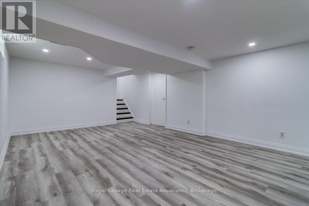 1562 Upper Ottawa Street, Hamilton, Ontario  L8W 2E9 - Photo 9 - X12637058