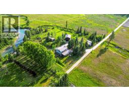 3560 ISLAND POND Road, skookumchuck, British Columbia