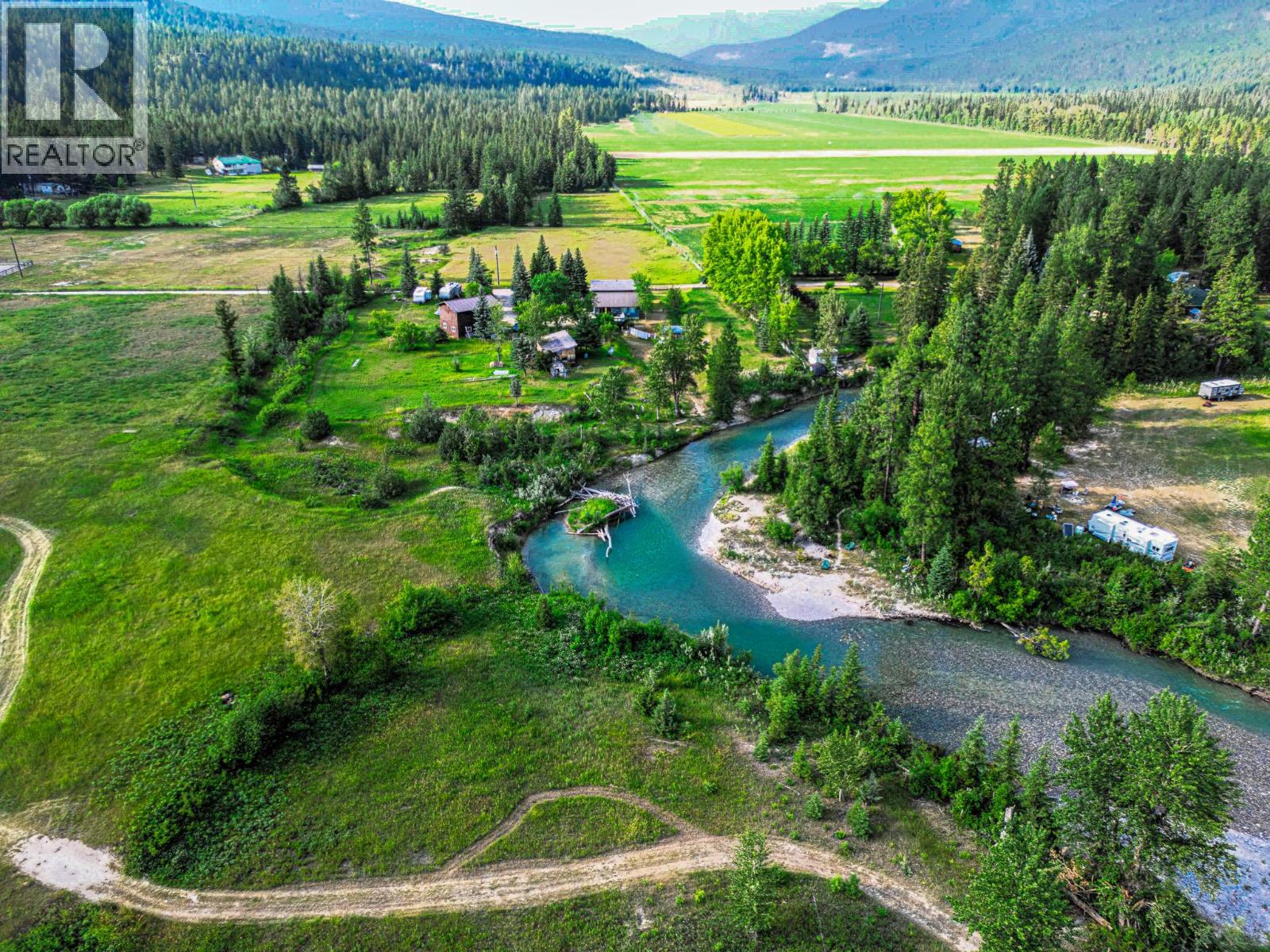 3560 Island Pond Road, Skookumchuck, British Columbia V0B 2E0 - Photo 33 - 10359689