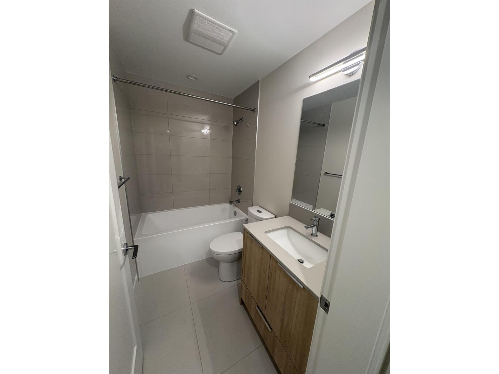 B514 20049 82 Avenue, Langley, British Columbia  V2Y 2A8 - Photo 12 - R3074093