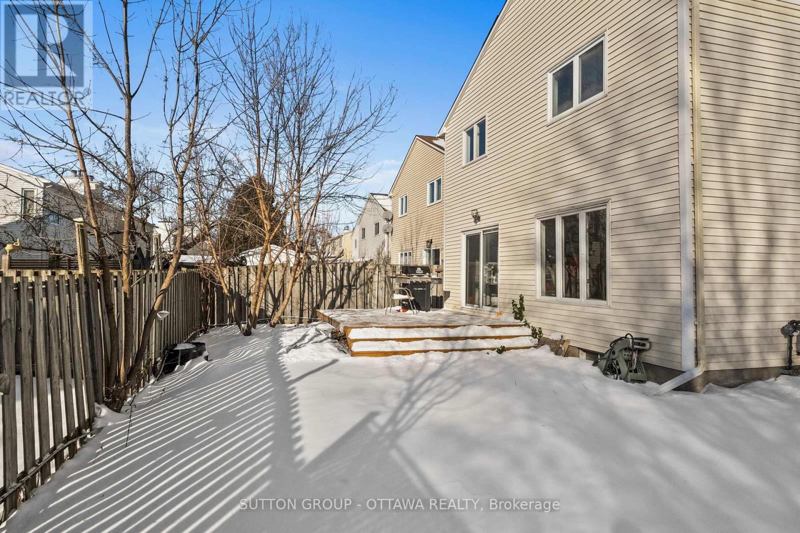 286 Mceachern Crescent, Ottawa, Ontario  K1E 3K3 - Photo 28 - X12637100