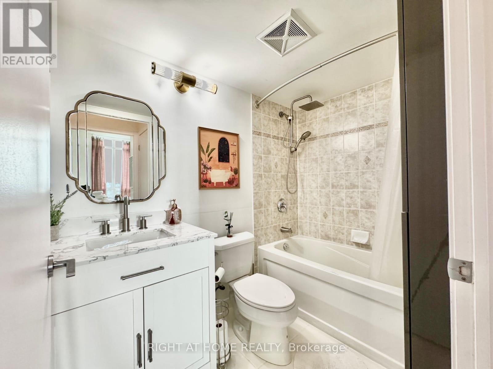 1212 - 231 Fort York Boulevard, Toronto, Ontario  M5V 1B2 - Photo 22 - C12636762