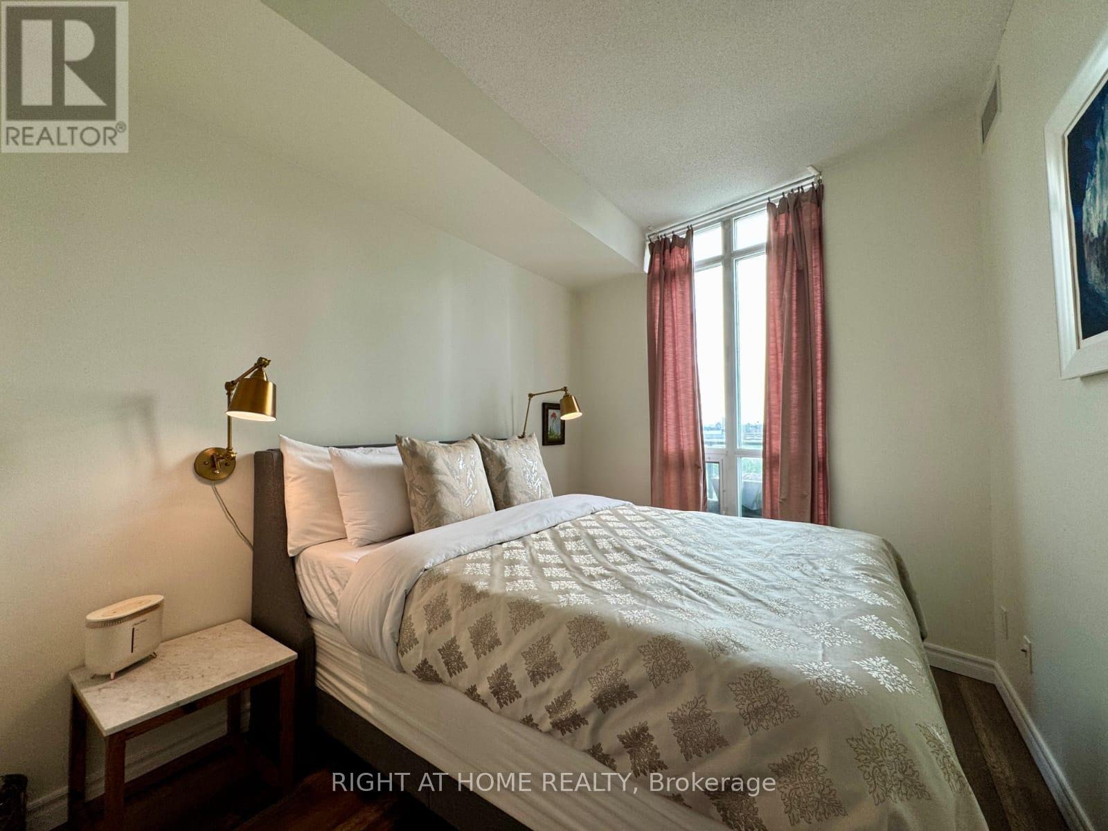 1212 - 231 Fort York Boulevard, Toronto, Ontario  M5V 1B2 - Photo 16 - C12636762