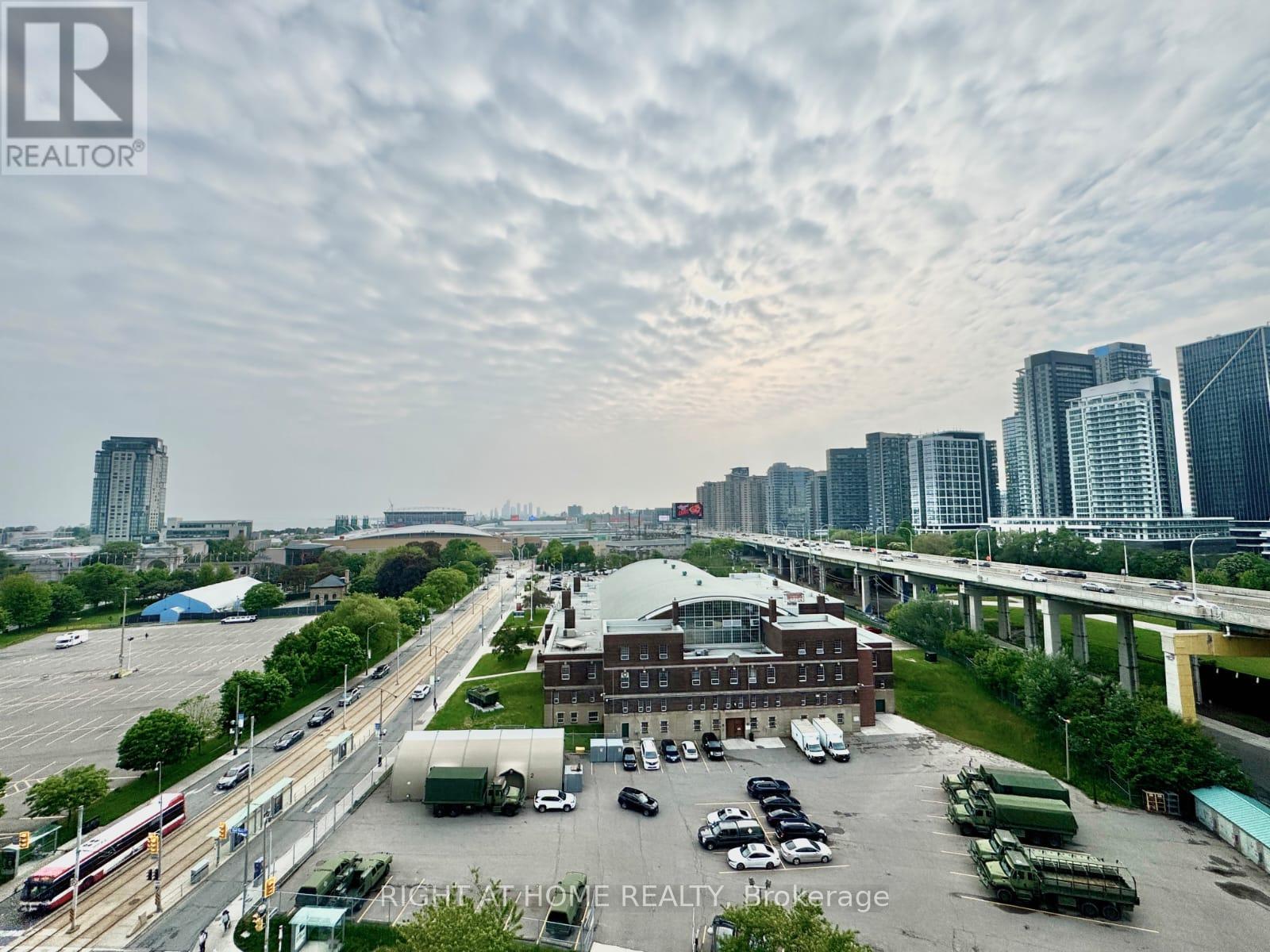 1212 - 231 Fort York Boulevard, Toronto, Ontario  M5V 1B2 - Photo 19 - C12636762