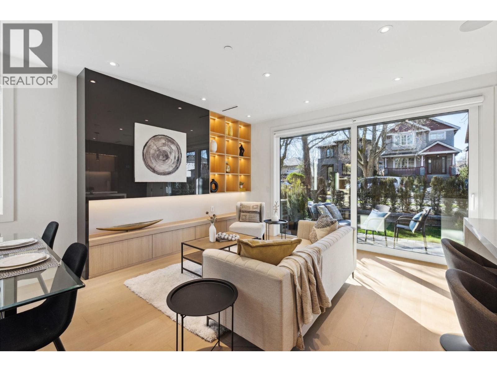 1 3081 West 14th Avenue, Vancouver, British Columbia  V6K 2X7 - Photo 10 - R3074107