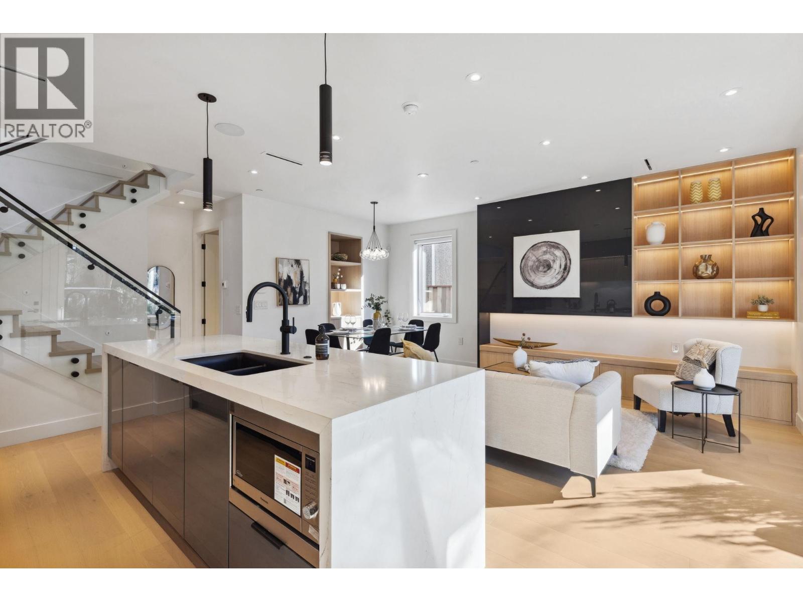 1 3081 West 14th Avenue, Vancouver, British Columbia  V6K 2X7 - Photo 7 - R3074107