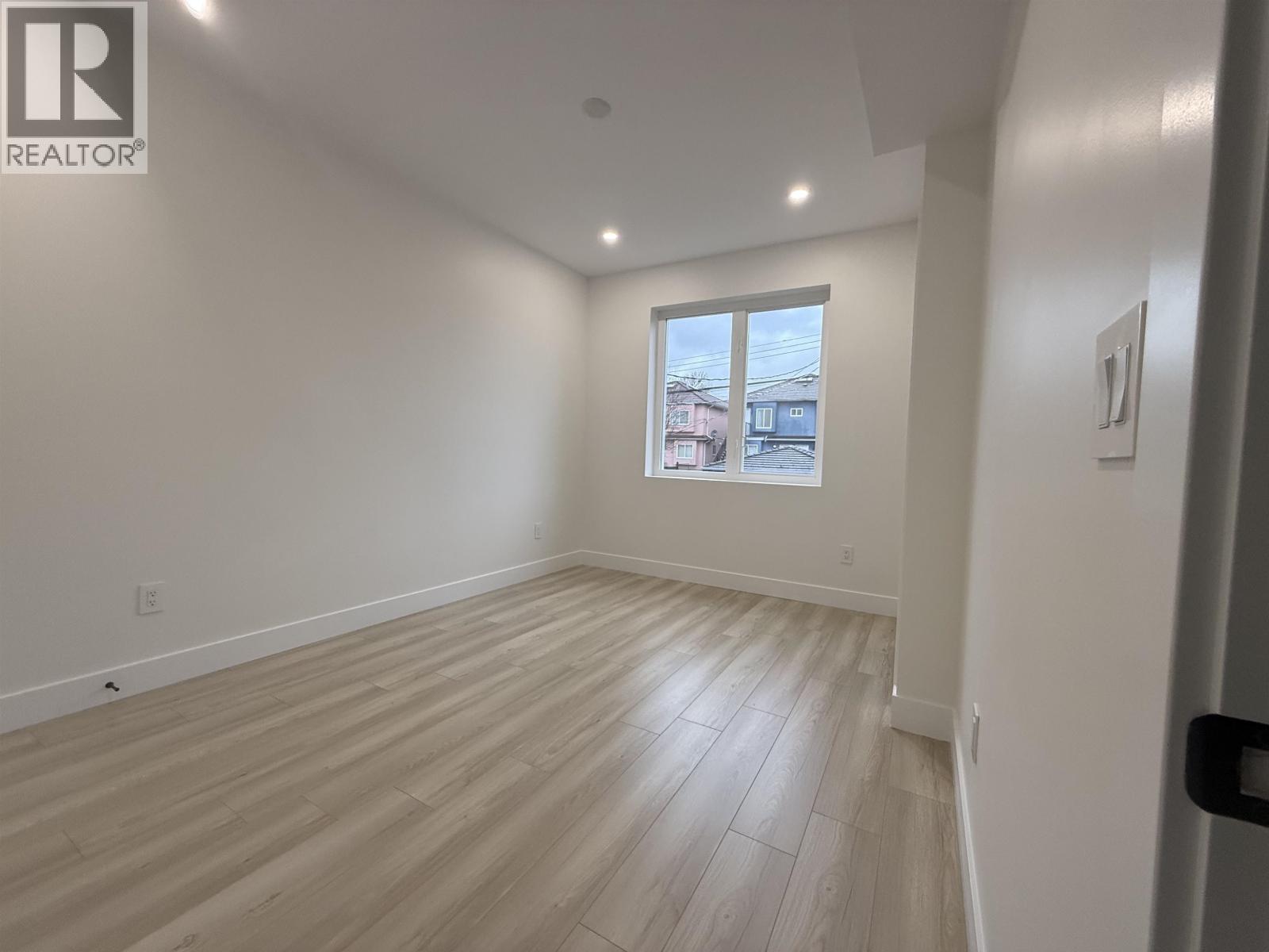 3 1577 E 58th Avenue, Vancouver, British Columbia  V5P 2C1 - Photo 11 - R3074119